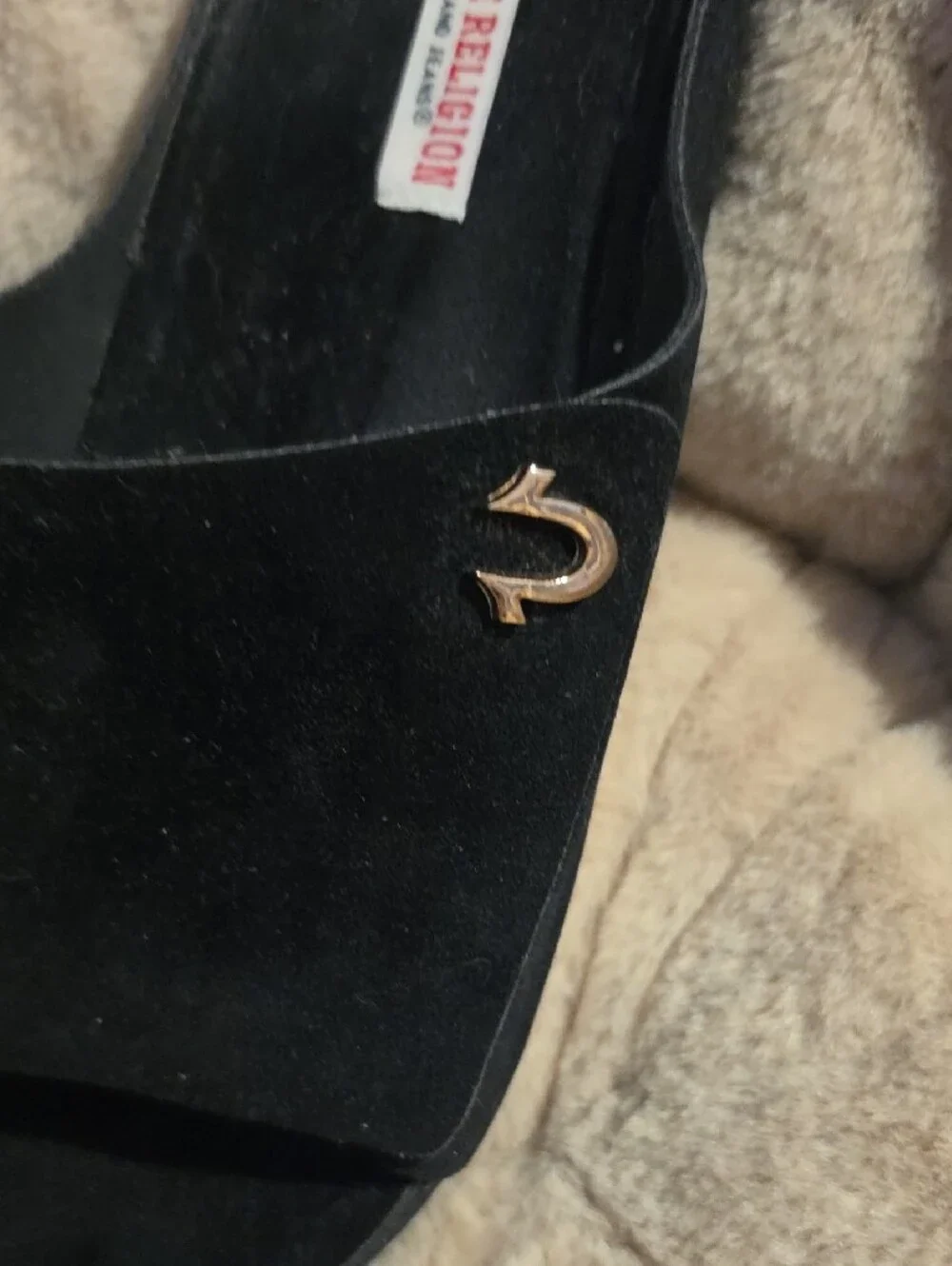 True Religion black slide